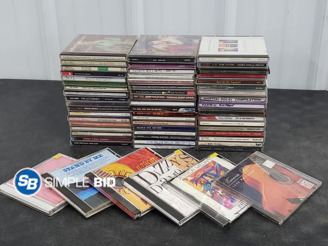 Lot 58-50376 - BOX full of CD's Variety of styles of Genre