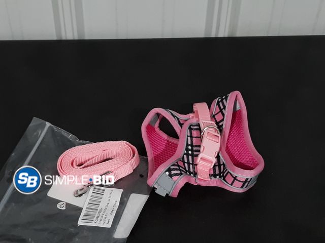 Lot 58-17682 - JoyPaws No Pull Dog Harness and Leash Set - Extra Small Dog