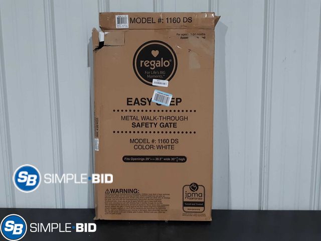 Lot 58-23547 - Regalo Easy Step Metal Walk Through Safety Gate - White Color - Opened Box - 29" - 38/5" - 30" High
