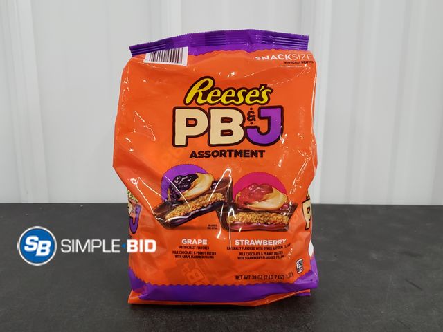 Lot 58-39444 - REESE's PB&amp;j assortment - Grape Strawberry - unopened