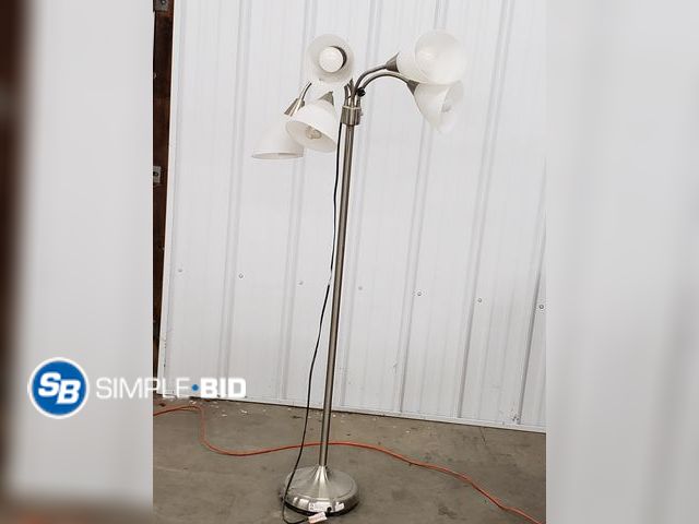 Lot 58-74183 - Floor Lamp