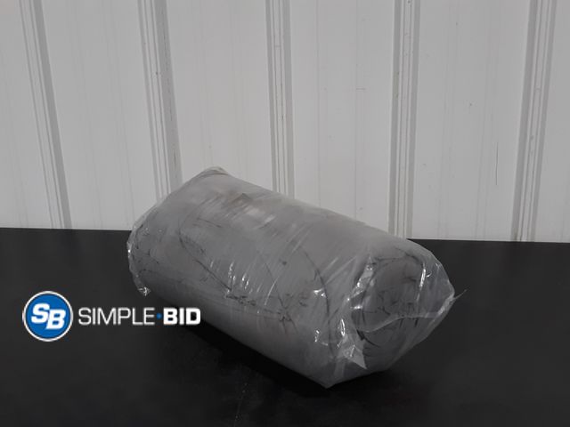 Lot 58-32514 - FULL/QUEEN size Comforter - appears unused