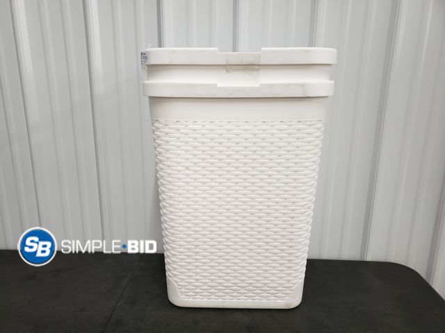 Lot 58-74155 - Lot of (2) Mind Reader Slim Laundry Hamper with Lid - Have Cracks/ missing some Plastic. Still Works...