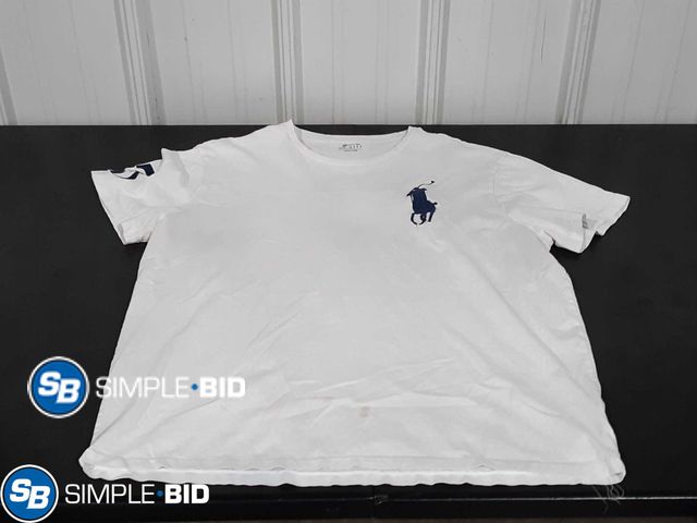 Lot 58-27953 - MEN'S Polo Ralph Lauren T-Shirt - SIZE XL - used but in good condition