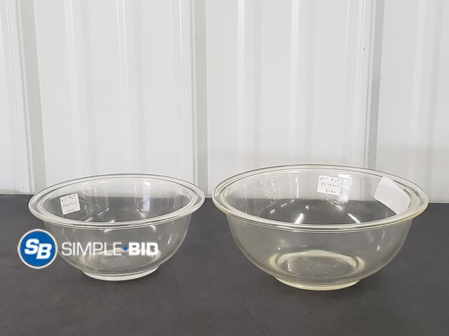 Lot 58-68530 - Lot of (2) Clear Pyrex Bowls