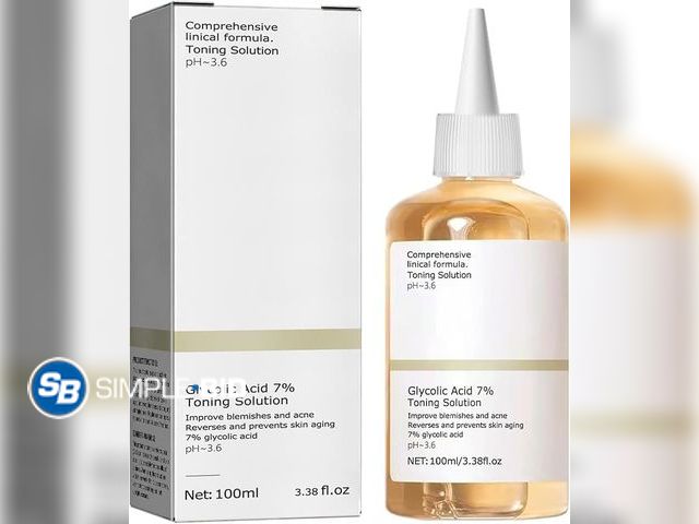 Lot 58-21889 - Glycolic Acid 7% Toner, Glycolic Acid 7% Toning Resurfacing Solution, Hydrates and Facial Exfoliatio...
