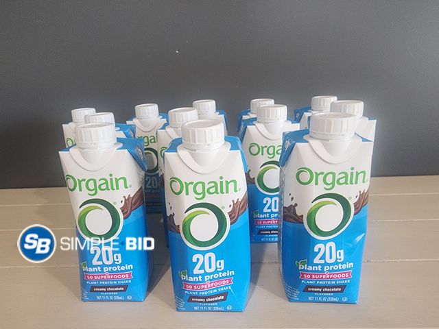 Lot 58-35876 - Lot of (12) Orgain Protein shakes - Creamy chocolate - unopened - out of box