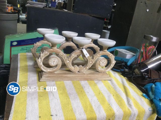 Lot 58-59614 - Set of (2) New Pier 1 Pillar Candle Holders