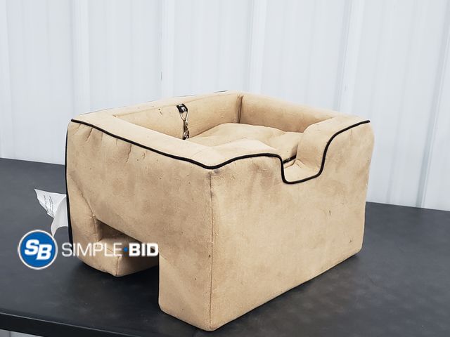 Lot 58-72428 - Pet Gear Pet Bed - Used
