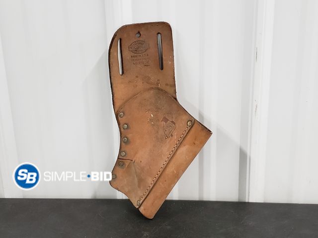 Lot 58-56614 - Leather Tool Pouch