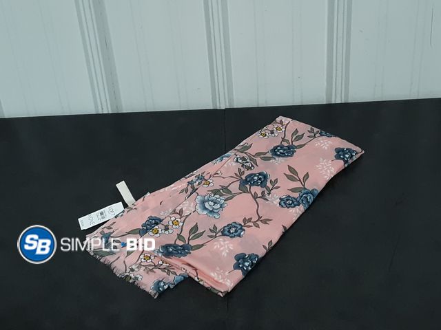 Lot 58-27642 - Loft Outlet Floral Women's Scarf New