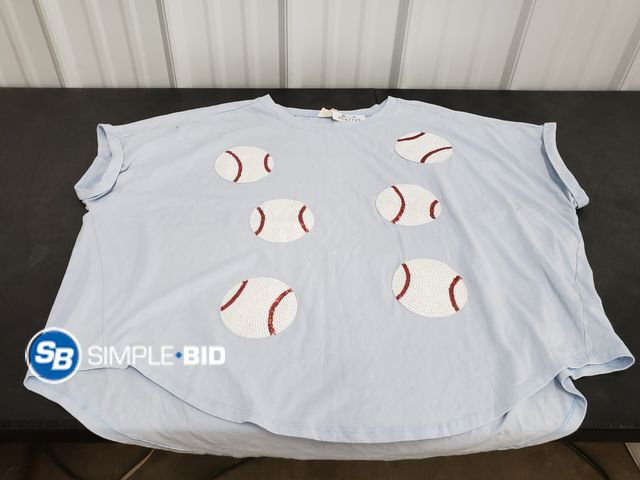 Lot 58-67723 - Women's Baseball Glittery Shirt - by Bibi - light use - in good condition - SIZE XL