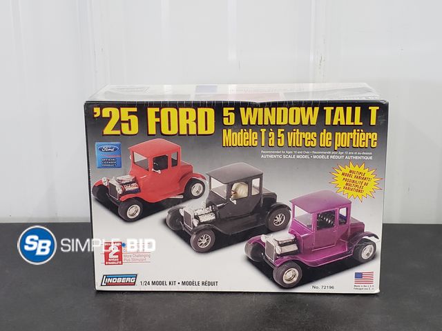 Lot 58-74813 - 1925 Ford Model T Model to Put Together - Still In Package