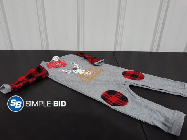 Lot 58-27227 - New Infant GIRL "Merry Christmas onsie - SIZE 9-12 months - Red and Black Buffalo Checkered - Super ...