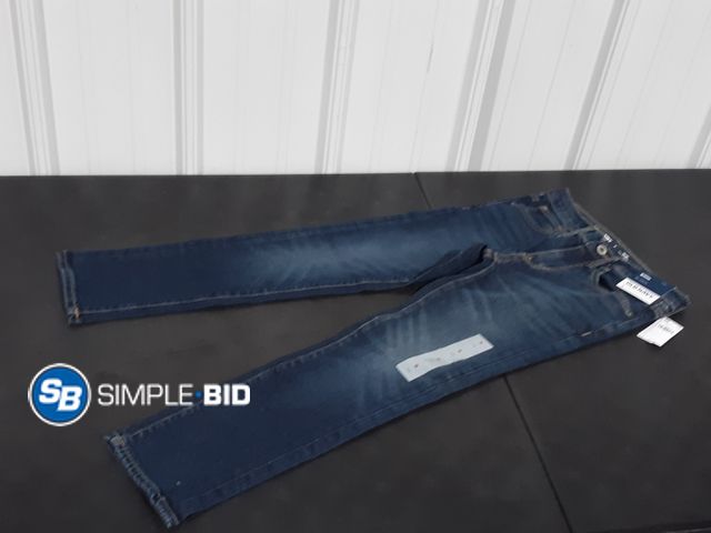 Lot 58-34984 - GIRLS! Old Navy Slim jeans - SIZE 8 - NWT