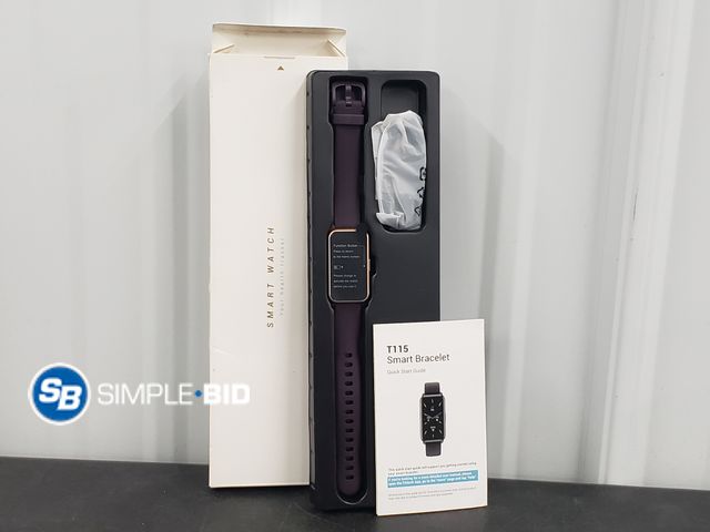 Lot 58-30222 - Smart Watch