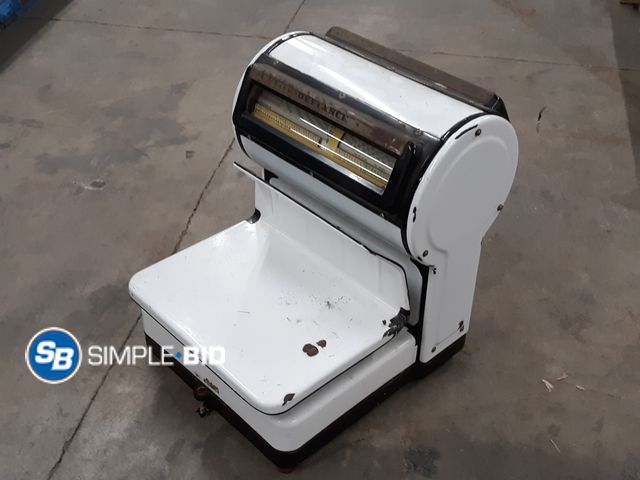 Lot 58-38653 - Vintage  Toledo Defiance Enameled Steel Butcher's Meat Scale