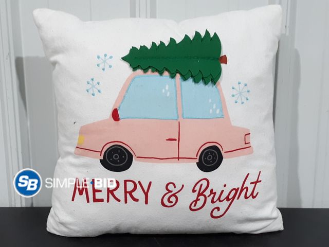 Lot 58-32218 - Decorative MERRY AND BRIGHT throw pillow - appears unused 14" x 14"
