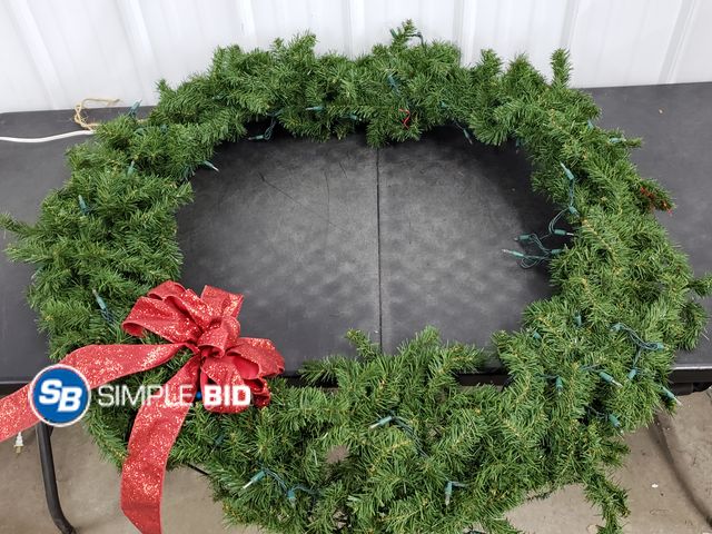 Lot 58-54888 - Large Lighted Christmas Wreath with bow - approx. 44" x 44"