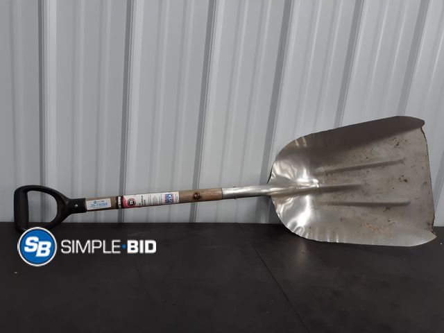 Lot 58-74084 - Time and Tru Aluminum Shovel (scooper) - used but in good condition