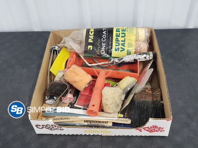 Lot 58-73584 - Box of Various Painting Supplies