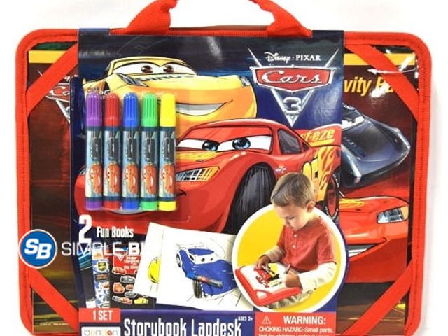 Lot 58-35074 - Disney Cars Storybook Lapdesk Carrying Case - appears unused