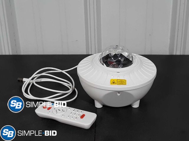 Lot 58-14715 - Ceiling Star Machine with Remote - Needs Batteries