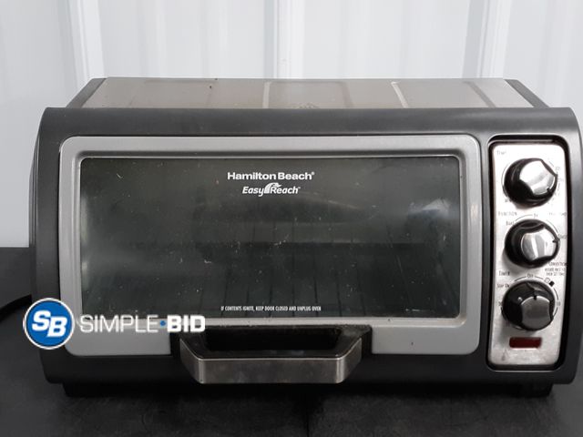 Lot 58-36488 - Hamilton Beach Toaster oven - used but in good condition