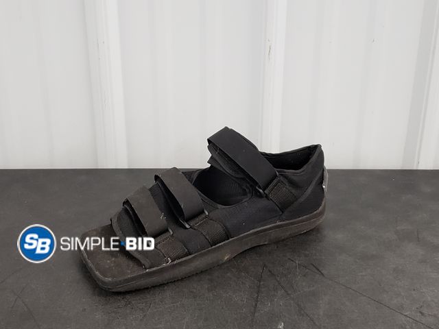 Lot 58-54583 - Vive Foot/ Boot for Medical Issues