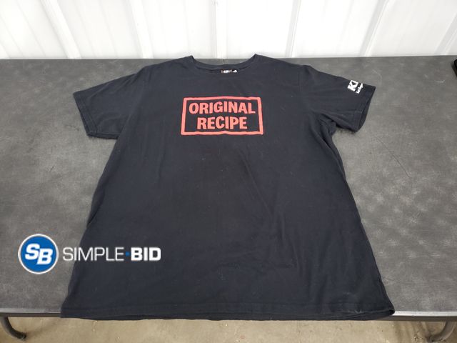 Lot 58-50082 - KFC T shirt - Size XL - Light use