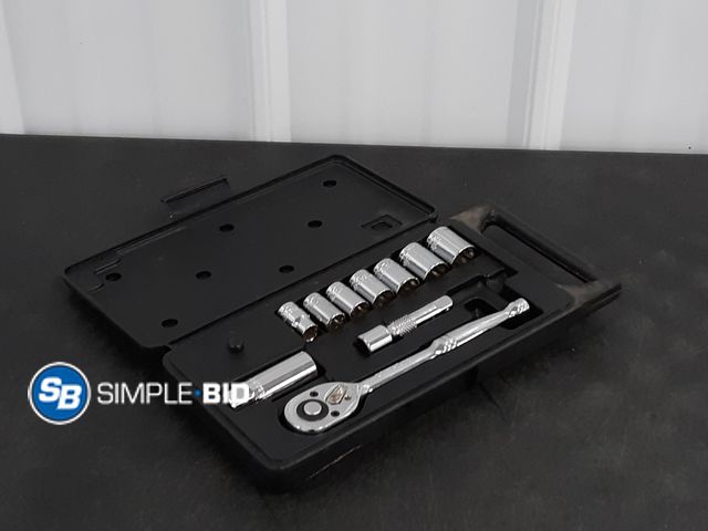 Lot 58-36529 - Greystone Rachet set - used but in good condition