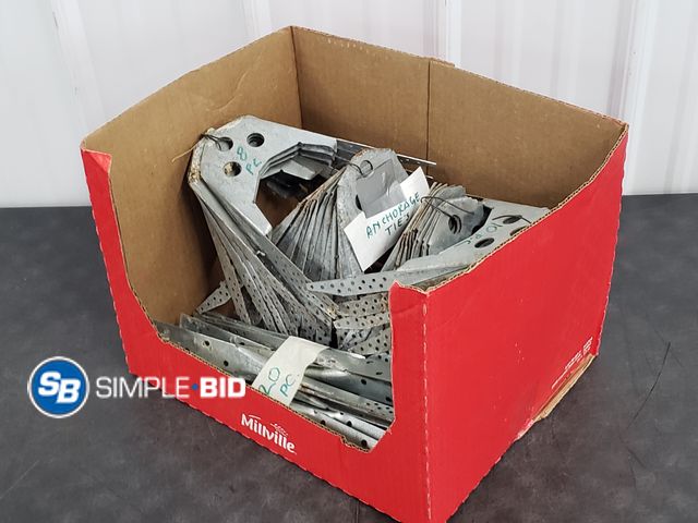 Lot 58-77615 - Large lot of Various Brackets for Building