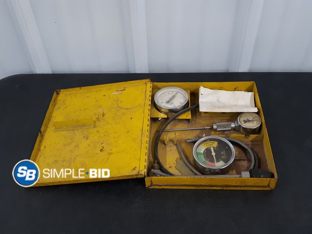 Lot 58-33686 - Hastings Universal Compression Tester