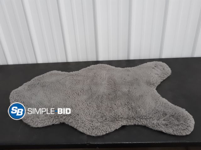 Lot 58-37223 - Mon Chateau Soft Fluffy Rug, Light Grey - Appears to be Unused