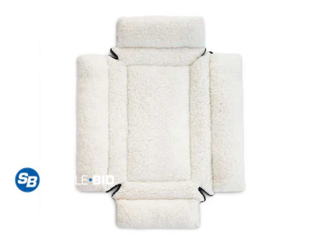 Lot 58-36128 - New K&amp;H Pet Products Deluxe Bolster Dog Crate Pad Small Natural 20" x 25" x 3.5"