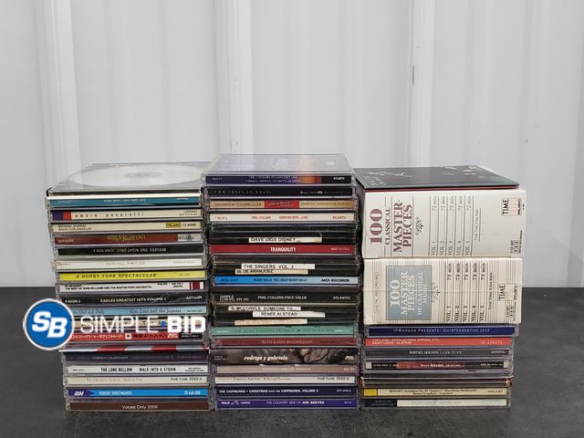 Lot 58-50418 - BOX full of CD's Variety of styles of Genre