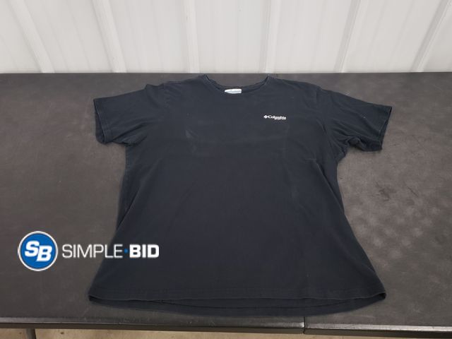 Lot 58-63295 - Columbia PFG T Shirt - Size L - Light use