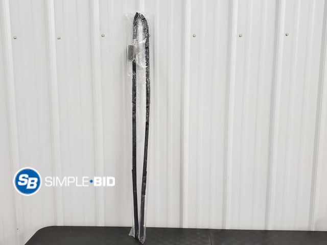 Lot 58-77901 - Vehicle Door Seals