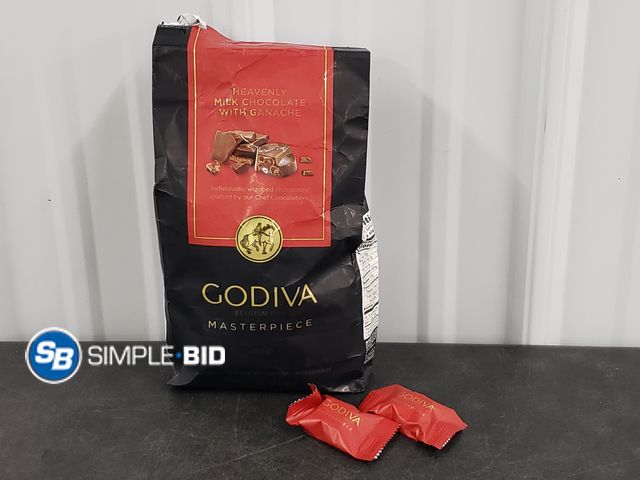 Lot 58-29774 - Godiva Belgium masterpiece Milk Chocolate with ganache -- 44 individually wrapped - unopened