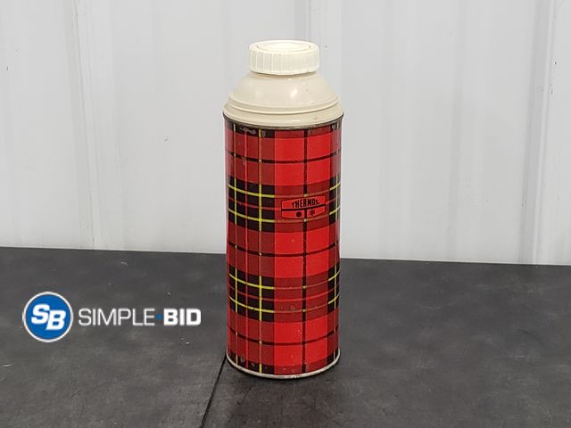 Lot 58-67702 - Vintage 1973 King-Seeley Red Black Tartan Plaid Thermos Bottle No. 2442 Quart Sz