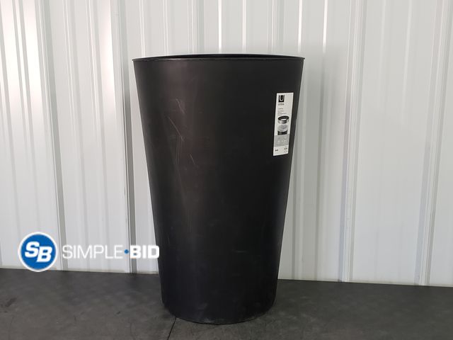 Lot 58-75425 - Umbra Vento 62L Trash Can - Little Bent out of Shape