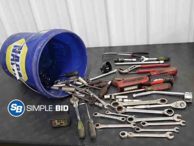 Lot 58-75623 - Bucket of Various Tools