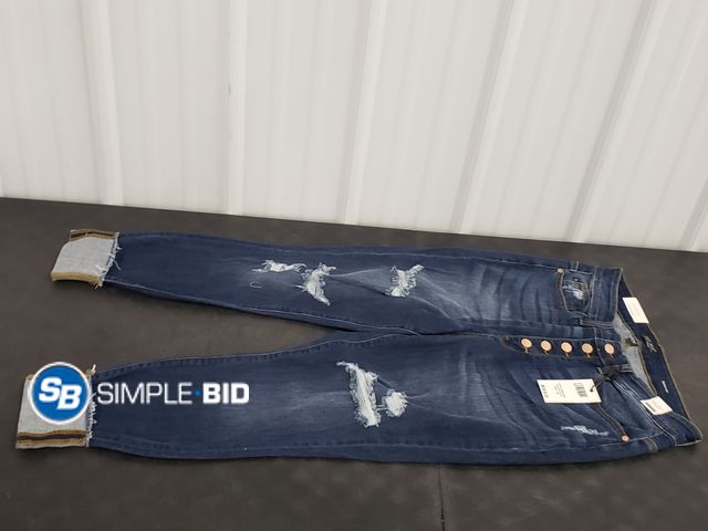 Lot 58-77818 - New Women's Judy Blue Skinny jeans - SIZE 16w