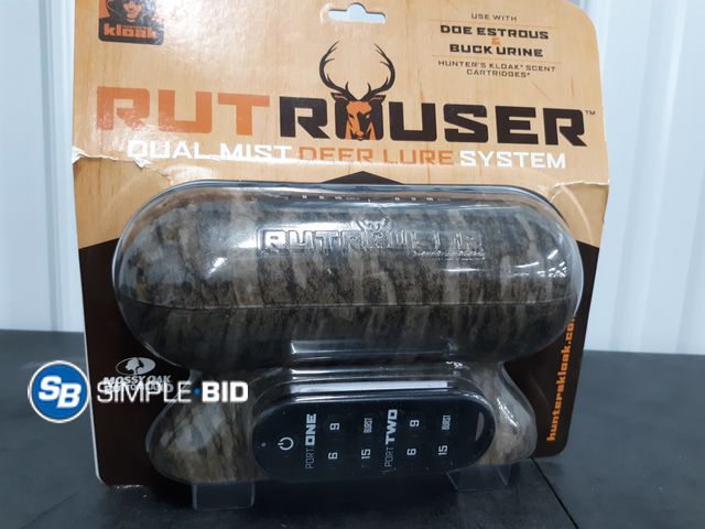 Lot 58-74360 - New Hunter’s Kloak® Rut Rouser™ Dual Mister