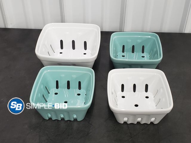 Lot 58-75718 - Lot of (4) New Over and back Multipurpose Baskets