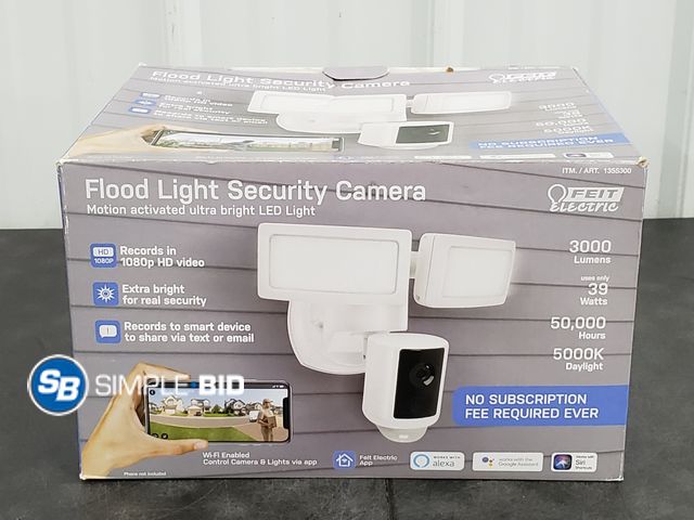 Lot 58-68201 - Feit Electric Flood Light Security Camera