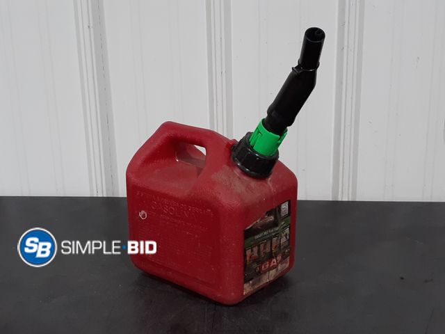 Lot 58-29260 - 1+ Gallon Plastic Gas Can - Used