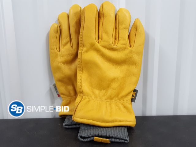 Lot 58-37575 - Men's Wells Lamont Medium  Leather Winter Work Gloves - Appear lightly used