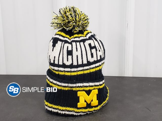 Lot 58-50973 - U of M Stocking Hat