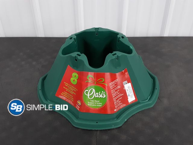 Lot 58-33336 - New Oasis Plastic Christmas Tree Stand